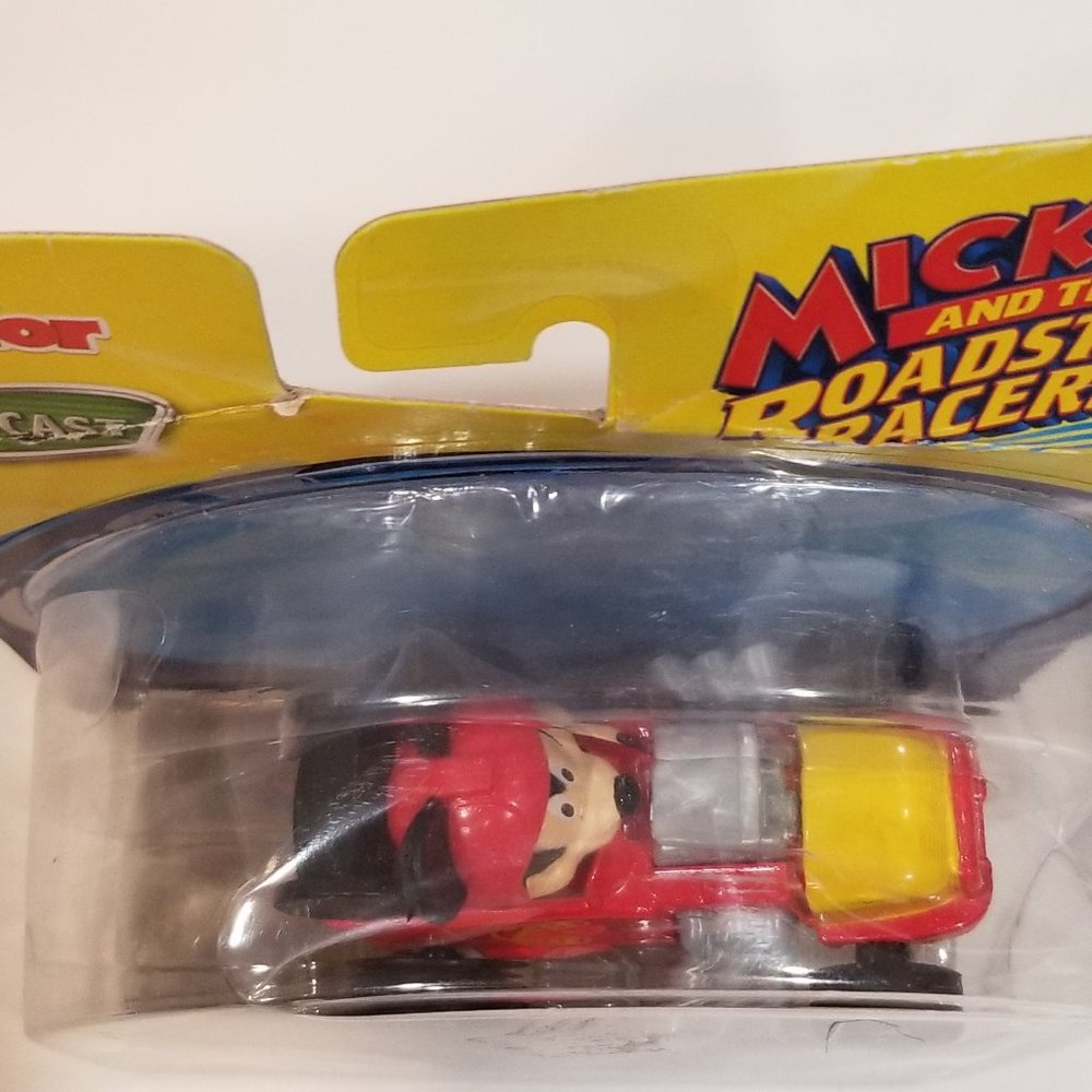 🎀Disney Junior Mickey's Hot Rod, NEW                          🎀$5 or 5 for $10 - Picture 9 of 16